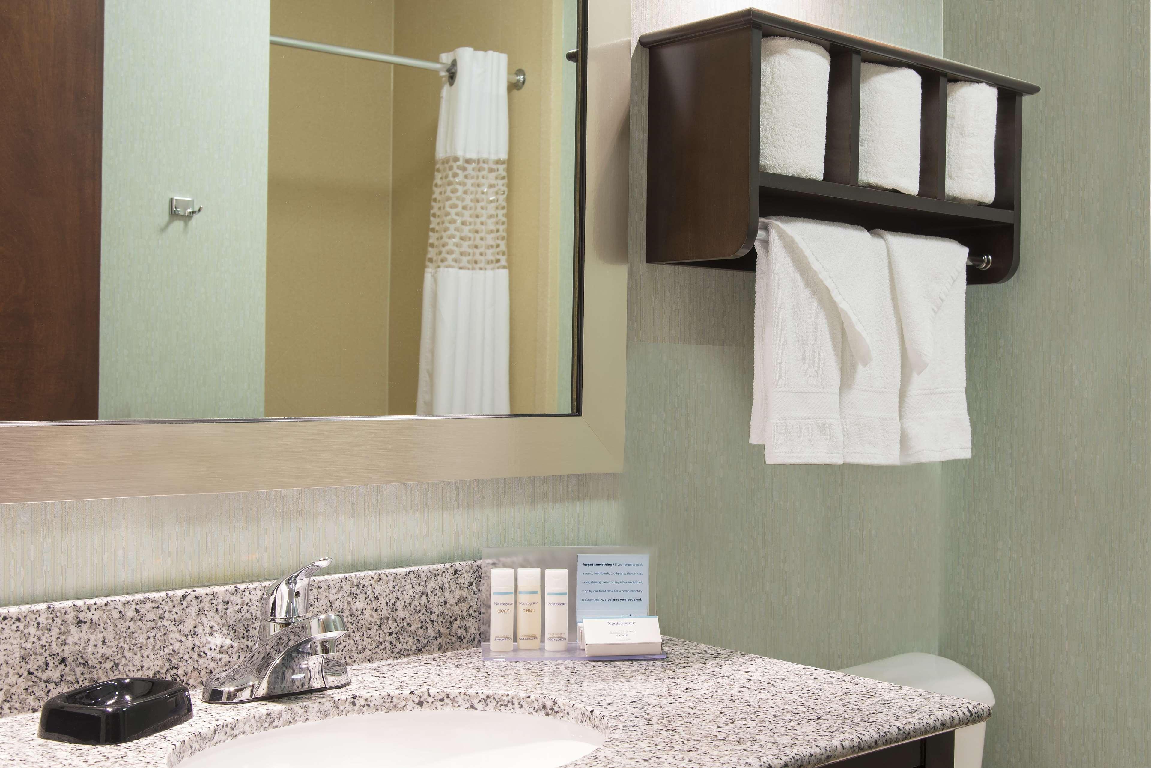 Hampton Inn & Suites Kokomo Exteriör bild