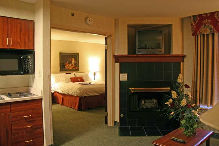 Hampton Inn & Suites Kokomo Rum bild